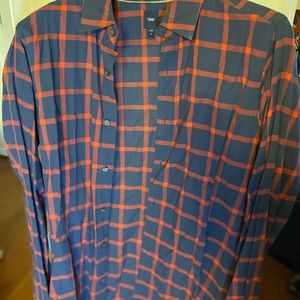 Gap collared shirt